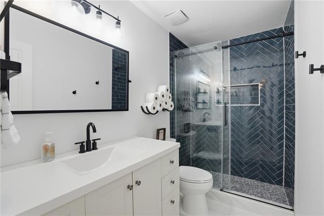 4459 Woodford Pass NE, Roswell, GA 30075