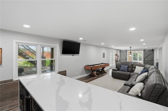 4459 Woodford Pass NE, Roswell, GA 30075