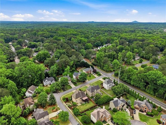 4459 Woodford Pass NE, Roswell, GA 30075