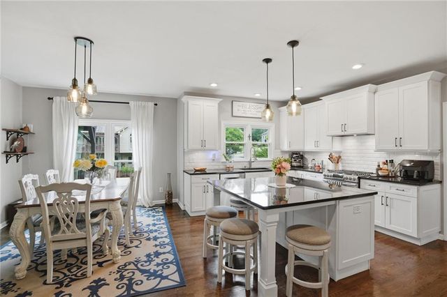 4459 Woodford Pass NE, Roswell, GA 30075