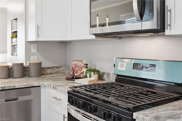 2013 Whitman PL, Hampton, VA 23663