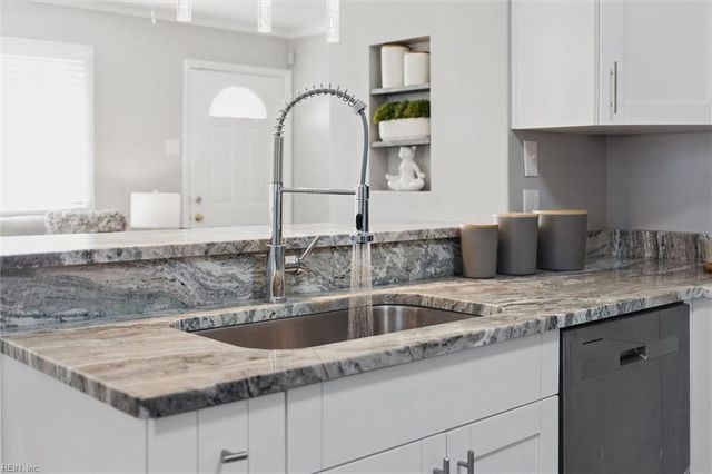 2013 Whitman PL, Hampton, VA 23663