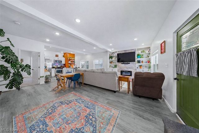 22711 Vera Street, Warrensville Heights, OH 44128