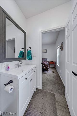 22711 Vera Street, Warrensville Heights, OH 44128