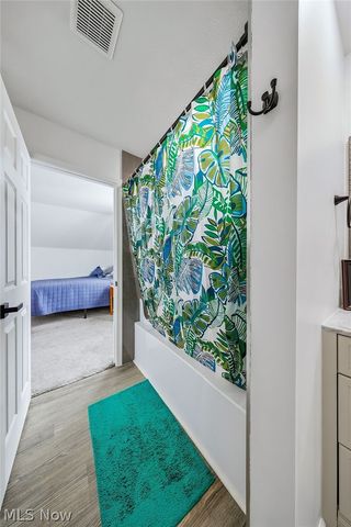 22711 Vera Street, Warrensville Heights, OH 44128