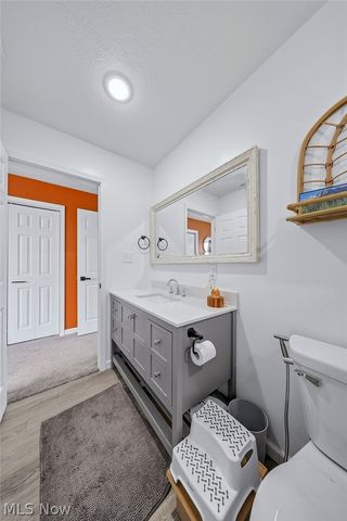 22711 Vera Street, Warrensville Heights, OH 44128