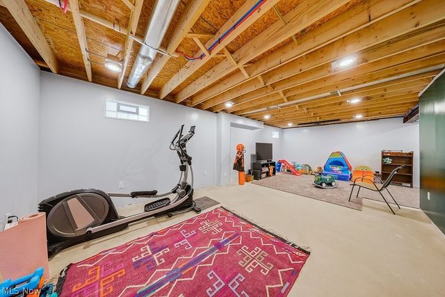 22711 Vera Street, Warrensville Heights, OH 44128