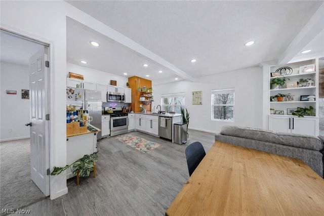 22711 Vera Street, Warrensville Heights, OH 44128