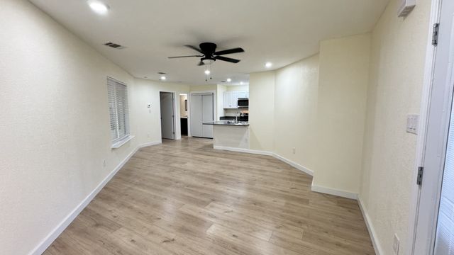2309 Balsam Drive K109, Arlington, TX 76006