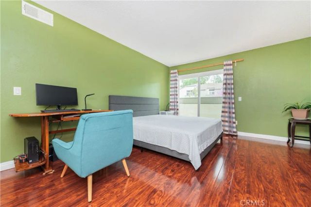 7 Town And Country, Pomona, CA 91766