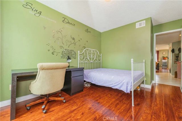 7 Town And Country, Pomona, CA 91766