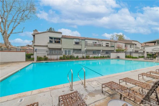 7 Town And Country, Pomona, CA 91766