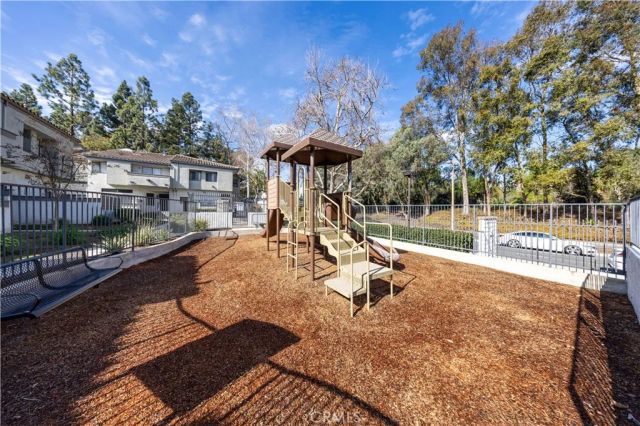 7 Town And Country, Pomona, CA 91766