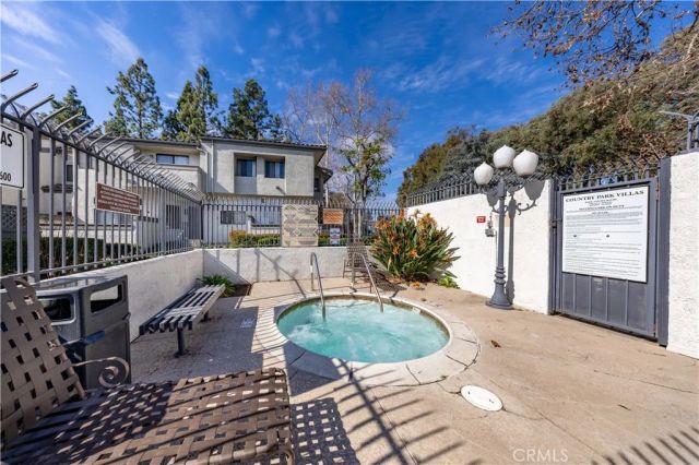 7 Town And Country, Pomona, CA 91766