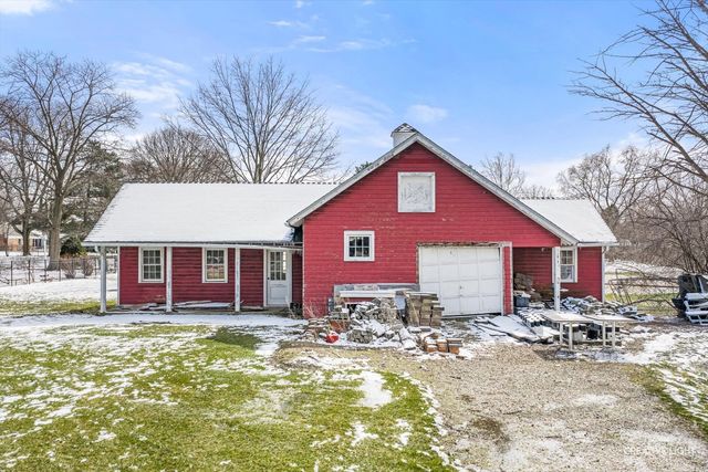 116 E Farnham Lane, Wheaton, IL 60189