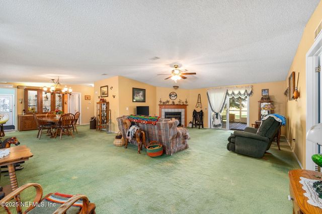 27061 29TH Road, Branford, FL 32008