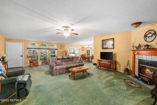 27061 29TH Road, Branford, FL 32008