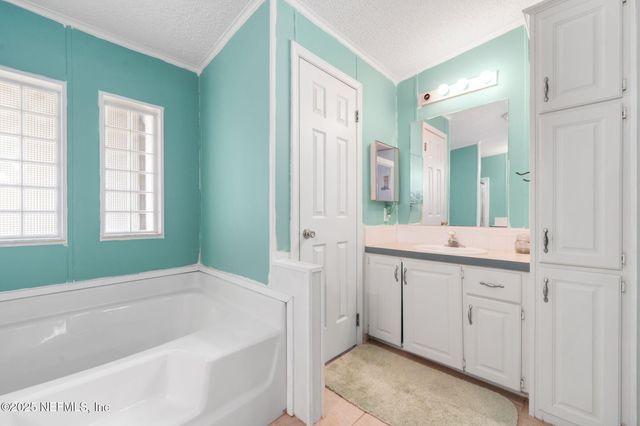 27061 29TH Road, Branford, FL 32008