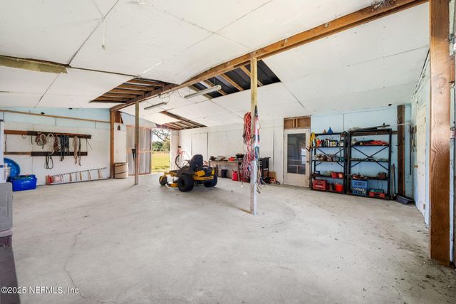 27061 29TH Road, Branford, FL 32008