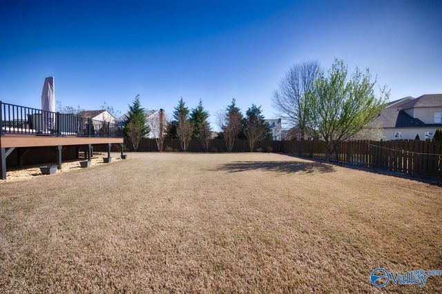 76 Lake Forest Blvd SW, Huntsville, AL 35824