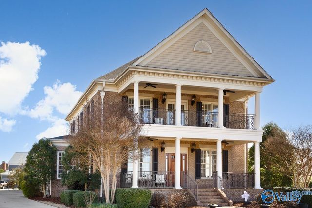 76 Lake Forest Blvd SW, Huntsville, AL 35824