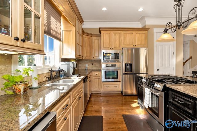 76 Lake Forest Blvd SW, Huntsville, AL 35824