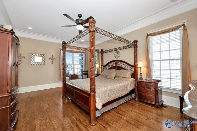 76 Lake Forest Blvd SW, Huntsville, AL 35824