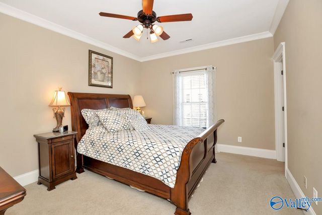 76 Lake Forest Blvd SW, Huntsville, AL 35824