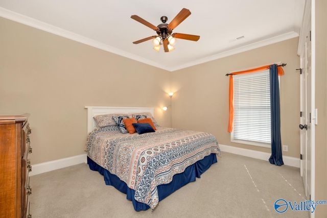 76 Lake Forest Blvd SW, Huntsville, AL 35824