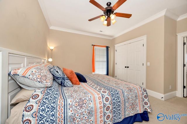 76 Lake Forest Blvd SW, Huntsville, AL 35824