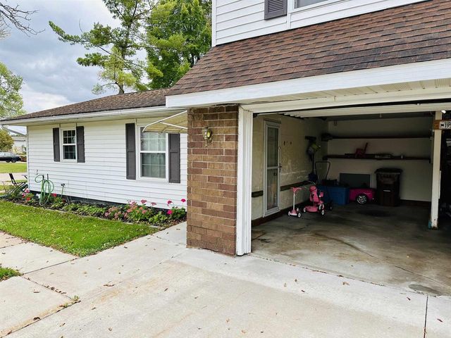 400 FREDERICK STREET NORTH, Stevens Point, WI 54481