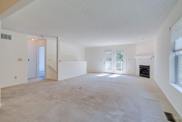 3409 Kleeman Lake Court, Cincinnati, OH 45211