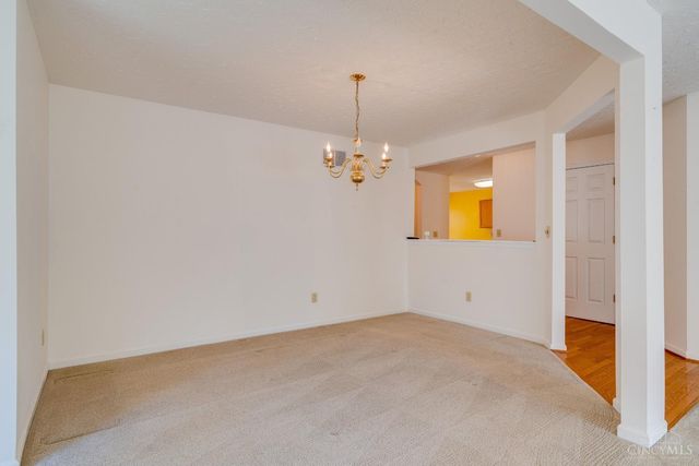 3409 Kleeman Lake Court, Cincinnati, OH 45211