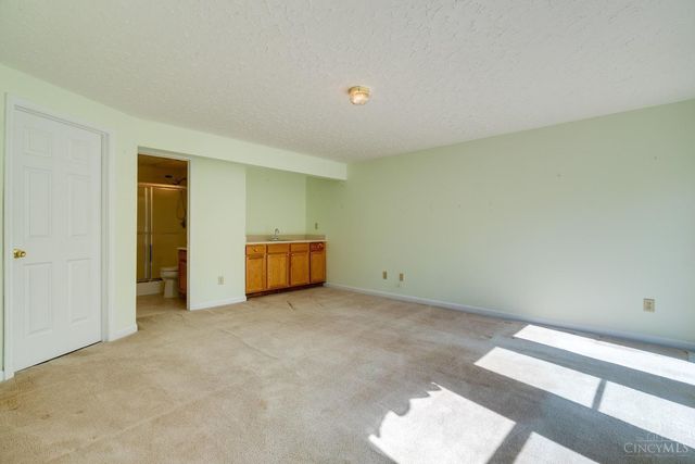 3409 Kleeman Lake Court, Cincinnati, OH 45211