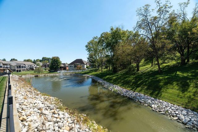 3409 Kleeman Lake Court, Cincinnati, OH 45211