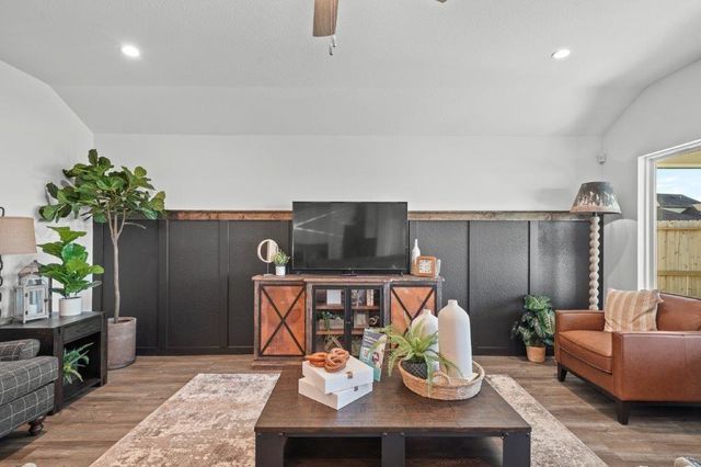 4107 Sterling Springs Lane, League City, TX 77573