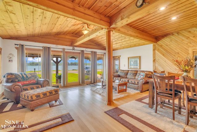 9898 N River Road, Clay Twp, MI 48001