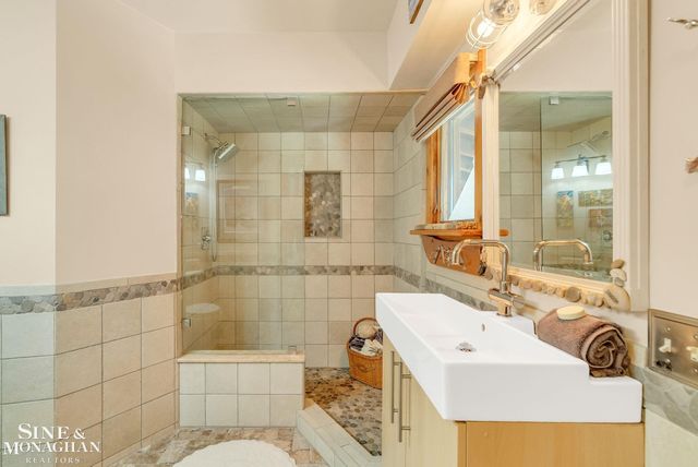 9898 N River Road, Clay Twp, MI 48001