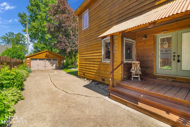 9898 N River Road, Clay Twp, MI 48001