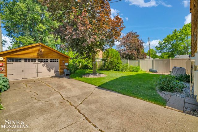 9898 N River Road, Clay Twp, MI 48001