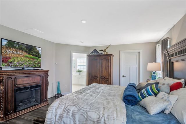 9821 Coral Bells CT, Toano, VA 23168