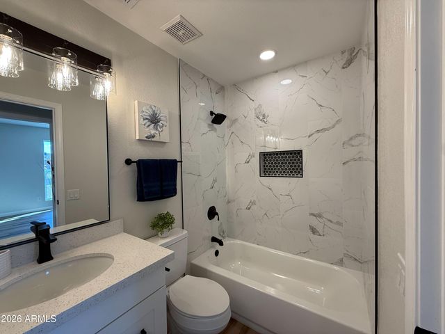 6852 W TURQUOISE Avenue, Peoria, AZ 85345