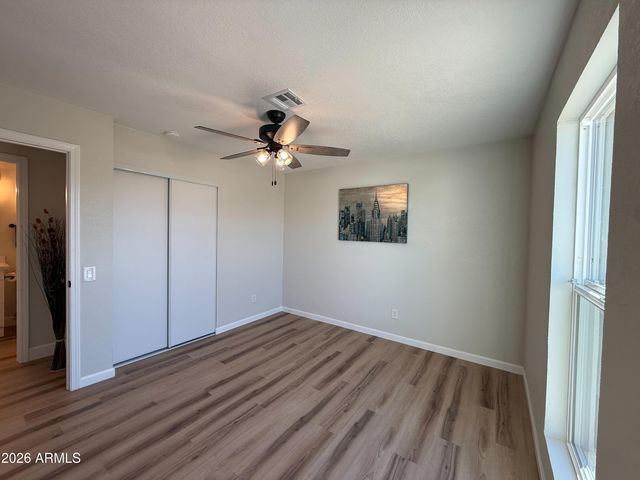 6852 W TURQUOISE Avenue, Peoria, AZ 85345