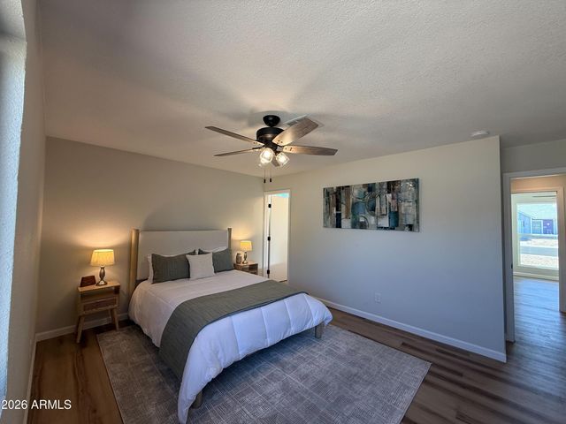 6852 W TURQUOISE Avenue, Peoria, AZ 85345