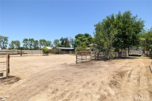 921 Christian Avenue, Bakersfield, CA 93314