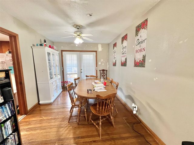 6321 Tacquard Drive, Hitchcock, TX 77563