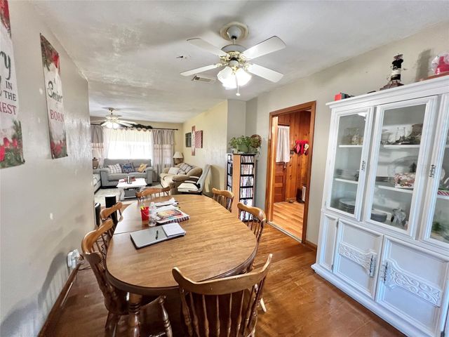 6321 Tacquard Drive, Hitchcock, TX 77563