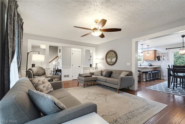 2465 Buckeye Boulevard, Ravenna, OH 44266