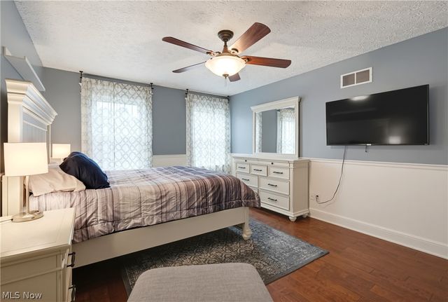 2465 Buckeye Boulevard, Ravenna, OH 44266