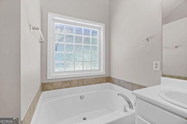 35 Bedford Park Drive, Newnan, GA 30263